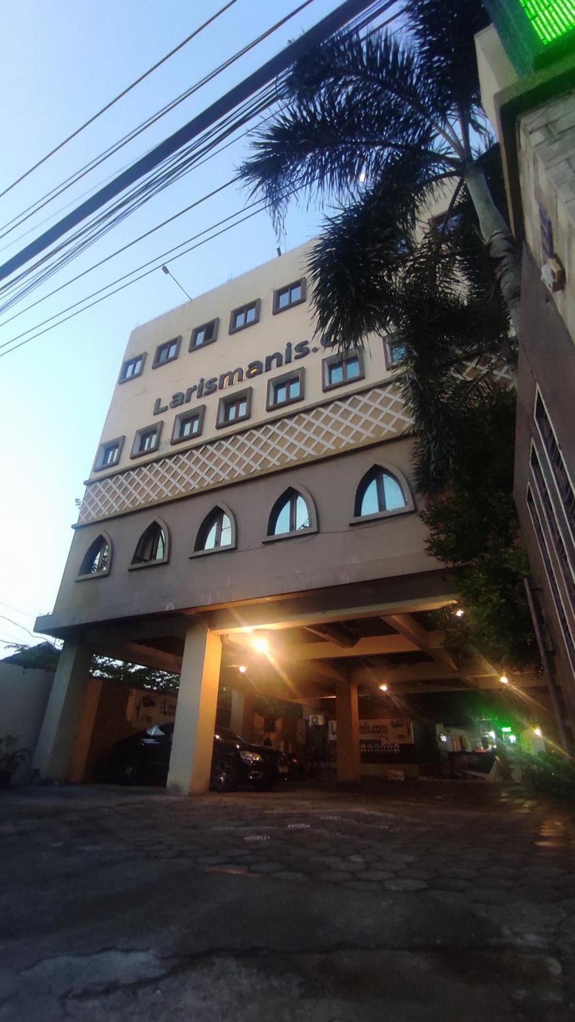 โรงแรมชาเรียะห์ ลาริสมานิส เซอมารัง ภายนอก รูปภาพ